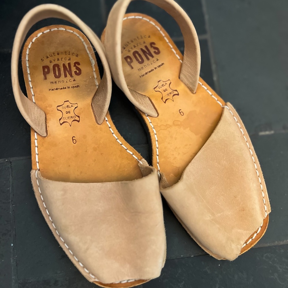 Pons Avarcas classic tan size 6 sandal